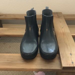 hunter rain boots